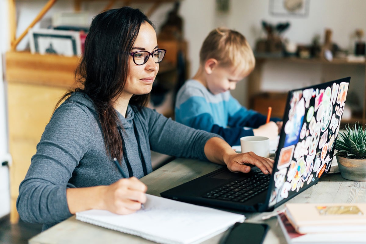 Starbucks Fully Remote Positions (WFH Careers $30/Hour)